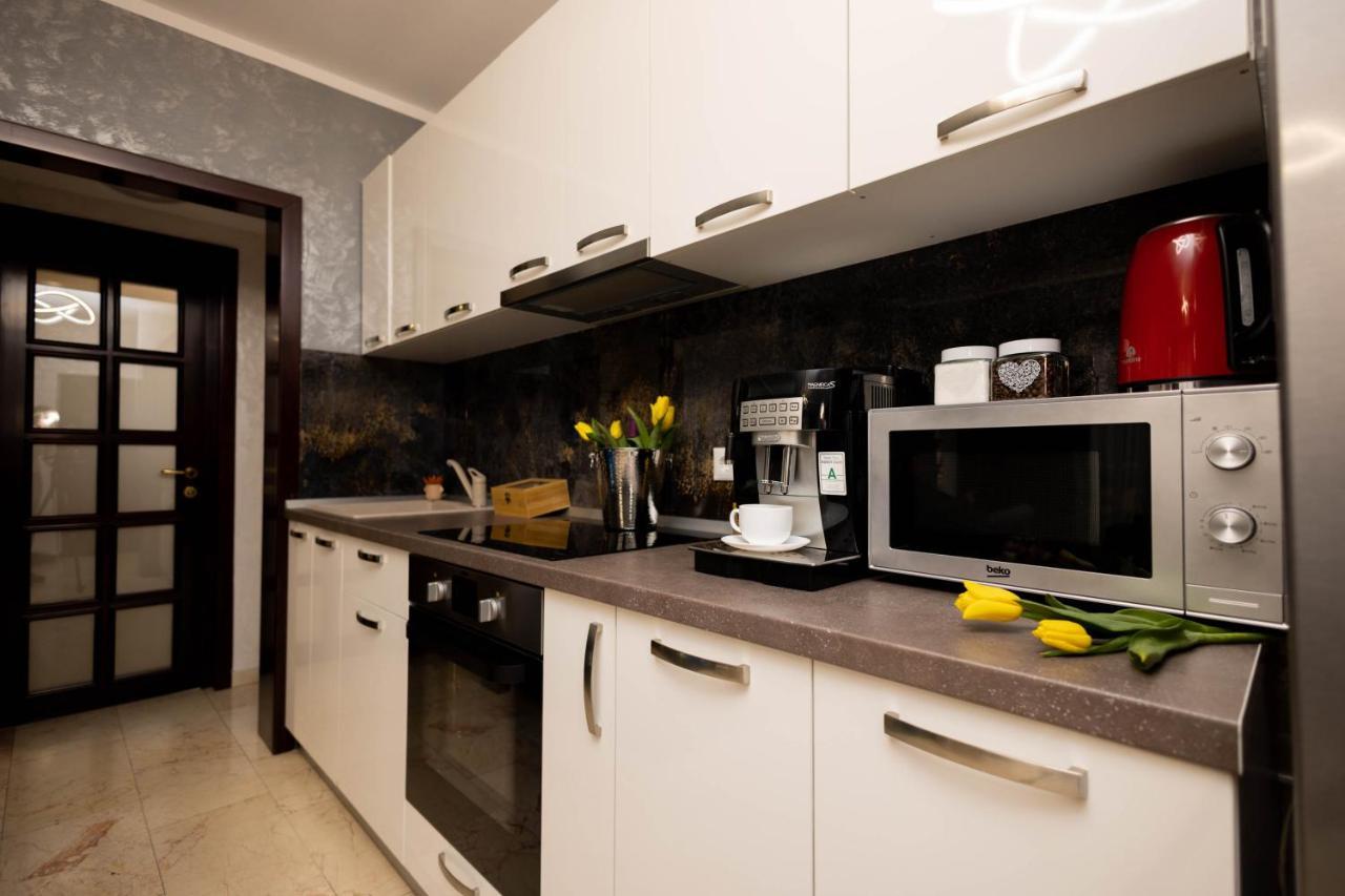 Central Apartament 3 Iasi Extérieur photo